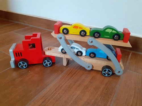 Spielzeug holz autotransporter - spielzeug, holz-autotransporter