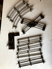 Schienen (alt) - Uhrwerk-Loks - 2-gleisig - Eisenbahn - Spur 0 - bespielt