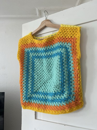 Handgehäkelter granny square - handgehäkelter,