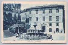 Perugia Vescovado & Brunnen