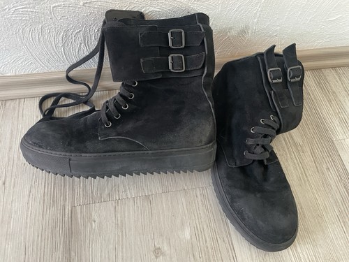Neuwertige rundholz boots - rundholz,