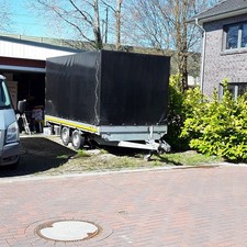 PKW Anhänger ,,Eduard,, mit Plane, 2 t.