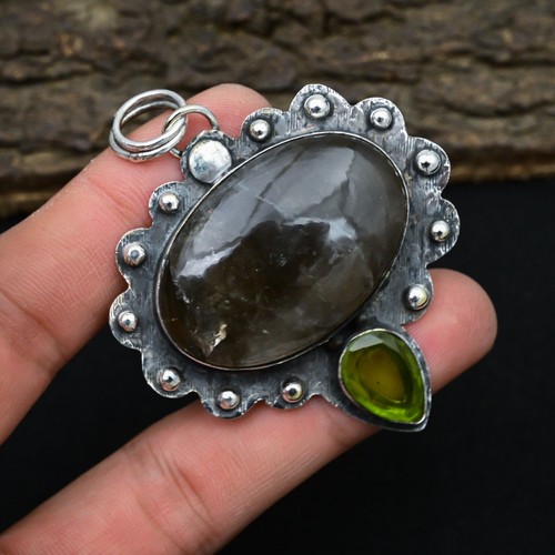 Labradorit peridot edelstein - labradorit,