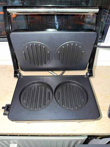 Butcher burger maker - burger,