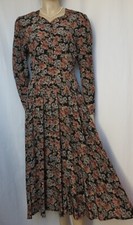 Laura Ashley Kleid 34 schwarz