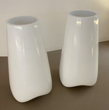 2 Blümenkübel / weiss / Indoor und Outdoor geeignet