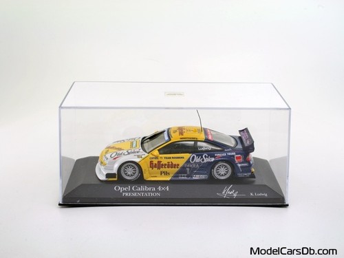 Opel calibra v6 1995 - 1:43,