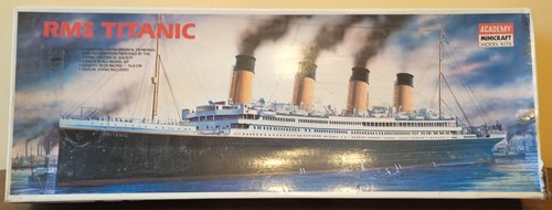 Rms titanic 350 academy - -,