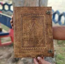 Handgefertigtes Ledertagebuch