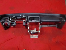 Armaturenbrett / Cockpit