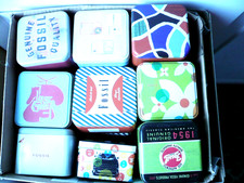 9  verschiedene  FOSSIL