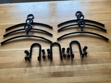 HEWI 3 Gardeobendoppelhaken, 6 Kleiderbügel, geschl. Öse, schwarz, incl. Befest.