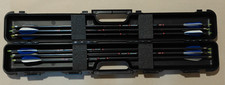 12 Carbonpfeile Spine 800 + Pfeilkoffer