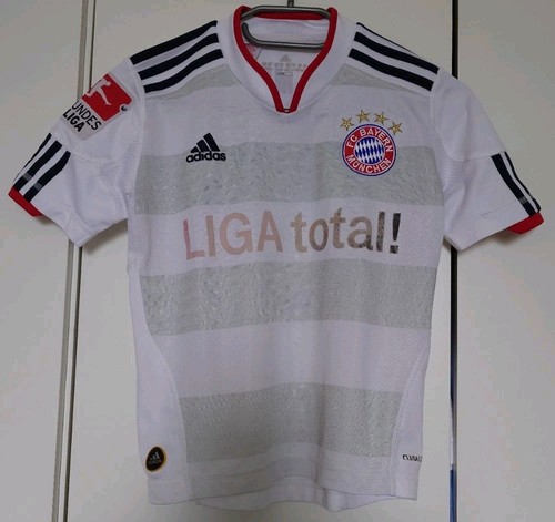 Bayern münchen 2010 12 - fc, 2010/12