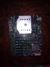 Server Mainboard mit CPU, SSD