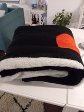 Kuschelige unbenutzte Warme Wolldecke 180 x 160 cm