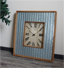 Große Wanduhr Metall Zink