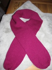 ~Weicher & warmer Strick Schal~in beere~doppellagig handgestrickt~Neu