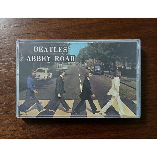 The beatles album cassette - album,