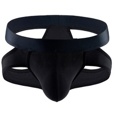 Schwarzer Artikel mit Höschen