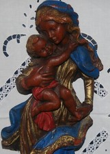 Wunderschöne Madonna Mutter