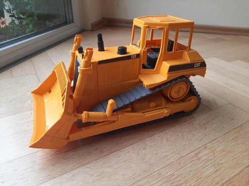 Bruder caterpillar cat - bruder,