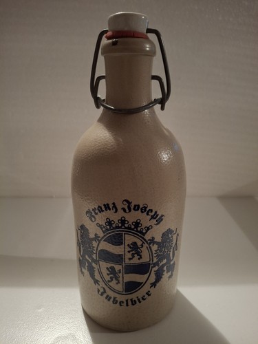 Alte leere bierflasche - alte,
