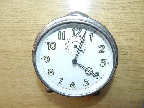 Antiker wecker mechanisch - –,