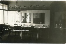 K5733 Photo 1920s Barber -