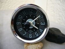 VDO Quarz Uhr, 60 mm 12 Volt Käfer Bug Ovali Brezel Perohaus Nachbau