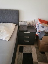 Komplettes Schlafzimmer Zu verkaufen! Boxspringbett Nacht Konsolen Kleiderschran