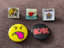 5 Pins Anstecker (Madeira, AC/DC, Mar, Aida, Smiley)