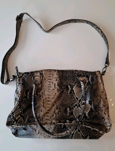 Schultertasche mittel