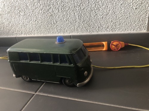 Daiya japan bus polizei - vw,