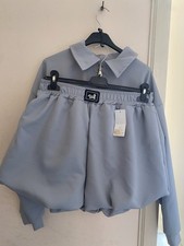 Shorts Und Jacke komplett