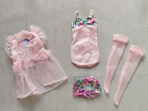 Barbie fancy frills 90er - barbie,