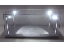 VITRINE + 4x LED Klarsichtbox Modellautos Leerbox Leervitrine Triple9 für 1:18