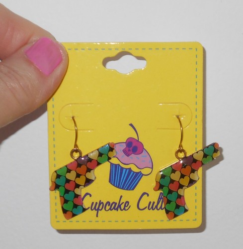 New cupcake cult skull - cult, pistols