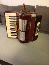 Ich Verkaufe Meinen Akordeon Akkordeon