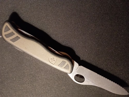 Victorinox swiss army - army, soldier