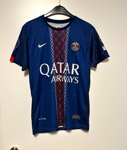Nike paris saint - paris, saint-germain