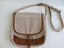 YAKMANDU Tasche Klappentasche