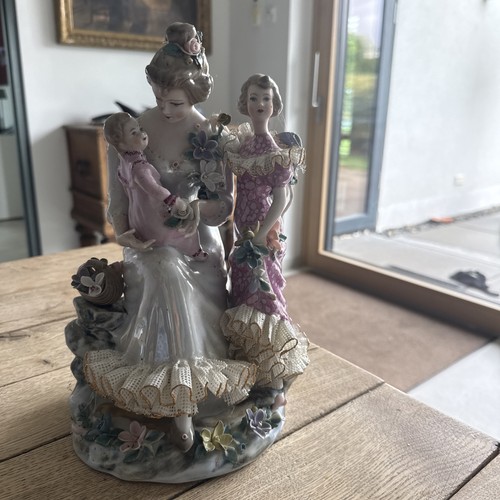 Große porzellanfigur dame mit - große,
