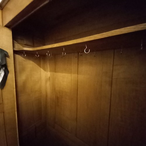  Schrank Kleiderschrank