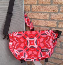 EASTPAK Tasche Sporttasche