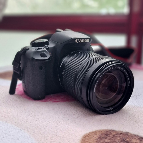 Canon eos 650d dslr - eos,