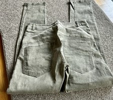 Tolle grüne Hose mit Elastan