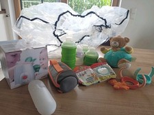 Baby-Paket Kosterwärmer, Portionierer,  Regenschutz, Spieluhr, Thermotasche etc.