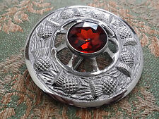 Neu Kilt Fly Plaid Brosche Braune Stein Silber Verzierung / Damen Schärpe Pinnen