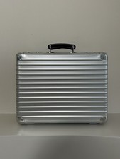 RIMOWA Classic Flight Attache